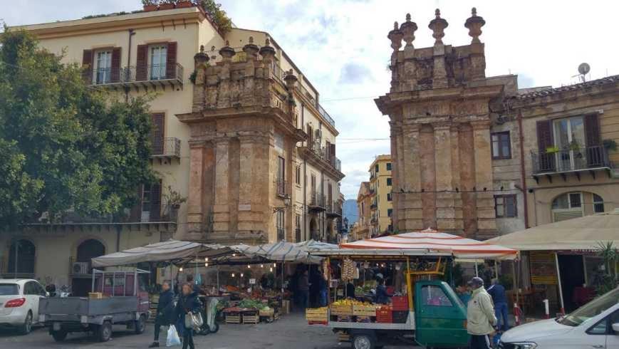 I Bastioni Apartment Palermo Esterno foto
