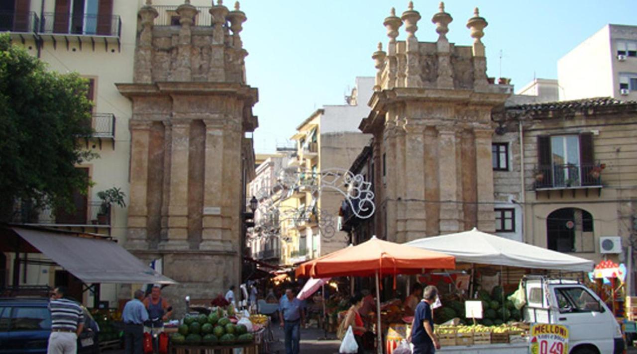 I Bastioni Apartment Palermo Esterno foto